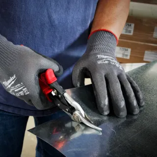 Milwaukee ถุงมือ กันบาด Cut Level 5 Dipped Gloves L รุ่น 48-22-8952 วัสดุไนล่อนและ HPPE 5