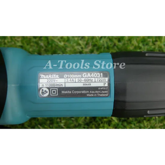 MAKITA เครื่องเจียร์ มากีต้า 4” SLIM รุ่น GA4031 สวิทซ์ท้าย แถมใบเจียร์+อุปกรณ์ครบชุด ลูกหมู หินเจียร์ *ส่งเร็ว ของแท้** 4