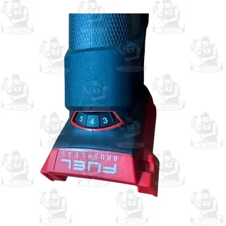 Milwaukee เครื่องเจียร์ 4" ไร้สาย 18V รุ่น M18 FSAGV100XB-0X0 ปรับรอบได้ (เครื่องเปล่า) **ของแท้100%** 5