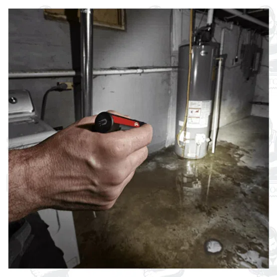 Milwaukee - ไฟฉายพกพา 500 Lumens รุ่น IR FL500-0 คลิปย้อนกลับ/ถอดได้สำหรับไฟล์แนบที่ปรับให้เหมาะสม สินค้า 5