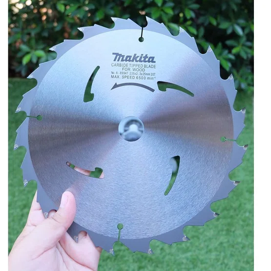 MAKITA เลื่อยวงเดือน 9นิ้ว มากีต้า รุ่น N5900B แถมใบเลื่อยวงเดือน 2000W วงเดือนตัดไม้ 9" เครื่องเลื่อยวงเดือน N5900 6